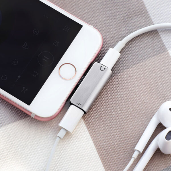 HOCO LS24 Dual Lightning Digital Audio Converter For Apple