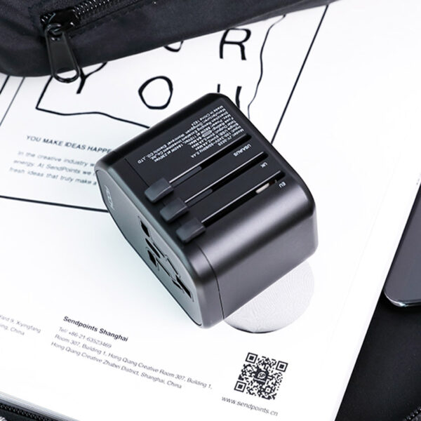ROCK T20 Multifunctional Plug Travel Charger