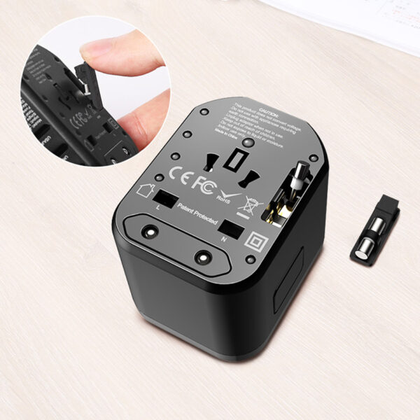 ROCK T20 Multifunctional Plug Travel Charger