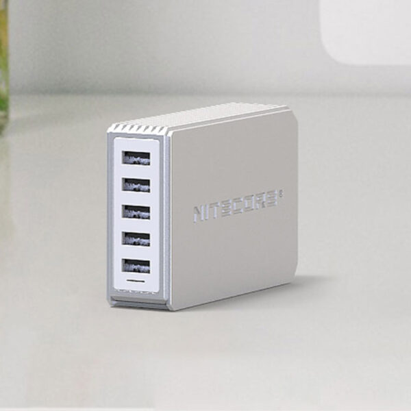 Nitecore UA55 5-Port QC USB Desktop Adapter